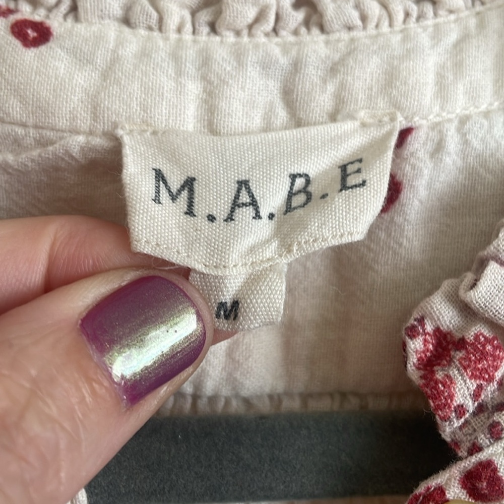 M.A.B.E SS button down ruffle sleeve blouse size M - Picture 2 of 8